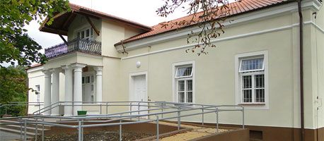 Budynek Ośrodka Zdrowia w Nowych Proboszczewicach po remoncie